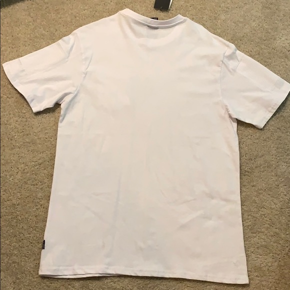 Men’s South Pole white short sleeved shirt. - Picture 6 of 6